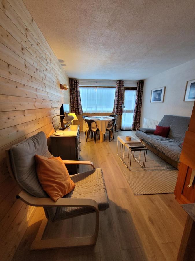 Appartement Studio coquet 4 personnes location 7 nuits minimum à Bessans Extérieur photo